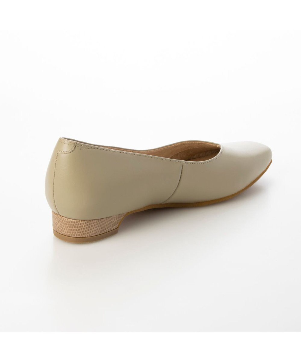 ing <ing>スクエアトゥVカットパンプス 