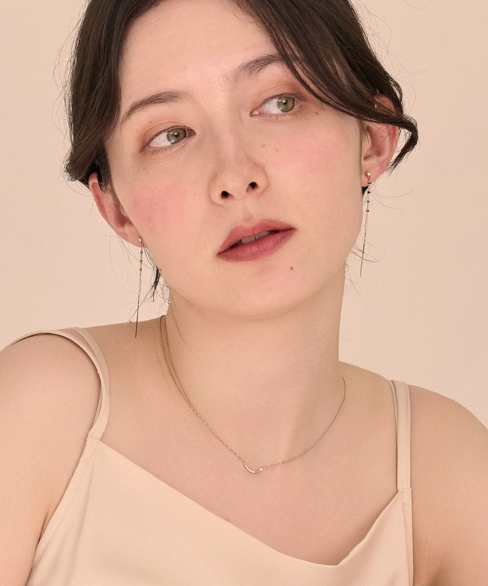 Phoebe 〈金属アレルギー対応〉エターナルクレセントネックレス 