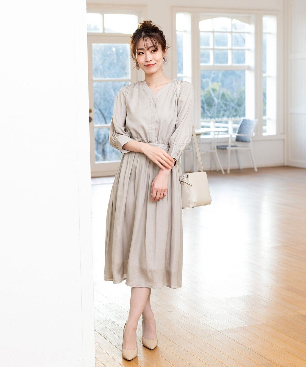 Tiaclasse L 【洗える】スタイルアップも叶うヴィンテージサテンワンピース 