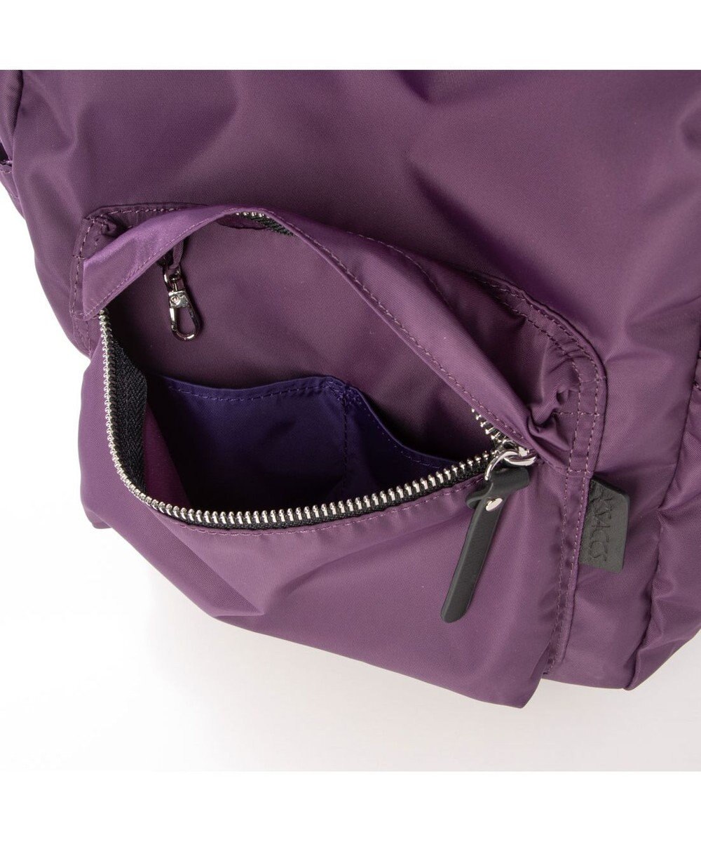 Y'SACCS ナイロン A4リュック　Sサイズ 