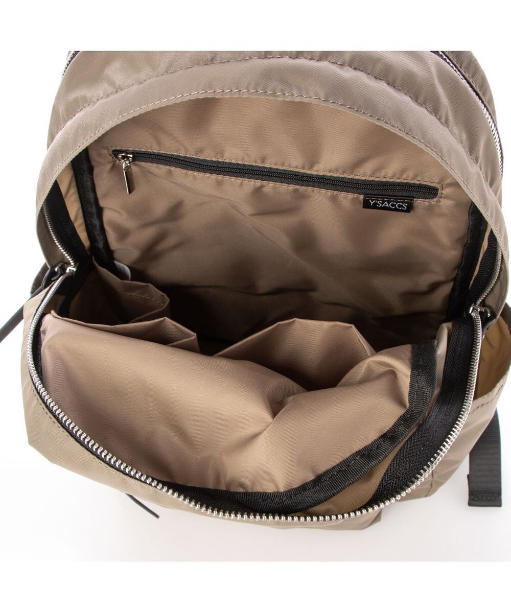Y'SACCS ナイロン A4リュック　Sサイズ 