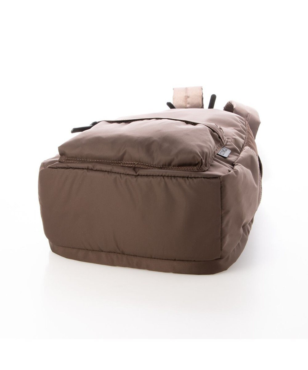 Y'SACCS ナイロン A4リュック　Sサイズ 