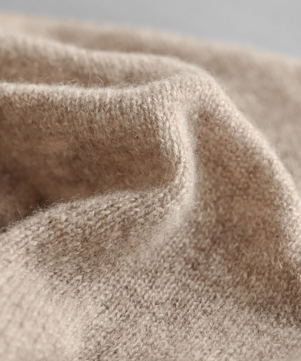 AND WOOL 〈上質な素材と手仕事から生まれた優しいニット〉カシミヤ100%の細巾ストール / マフラー 