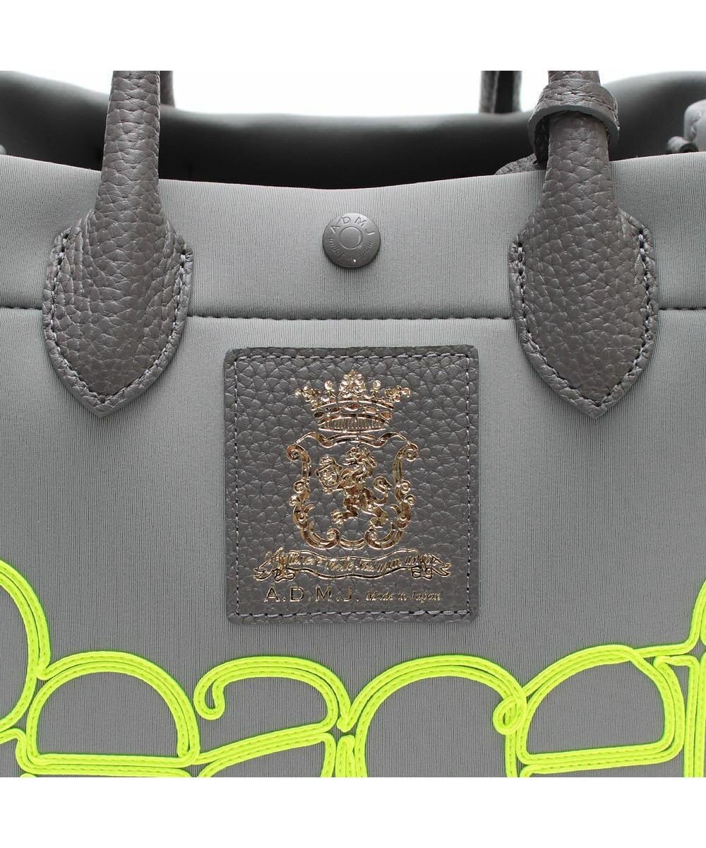 A.D.M.J. 【魔法の様に軽い】マジックライト/コード刺しゅうキューブトート21cm(Dカン付) 