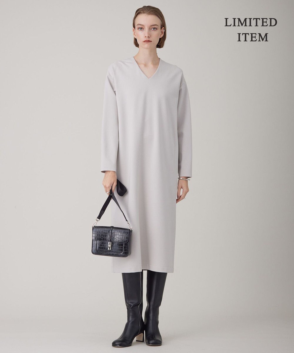 ICB 【WEB限定・洗える】ストレッチポンチ Vネックワンピース 