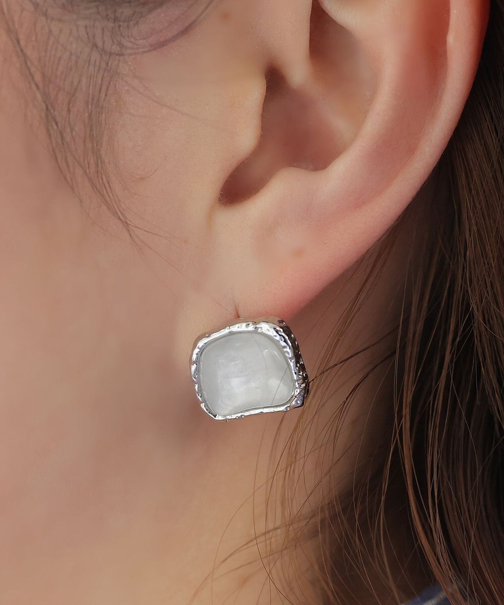 Tiaclasse カラースクエアピアス 