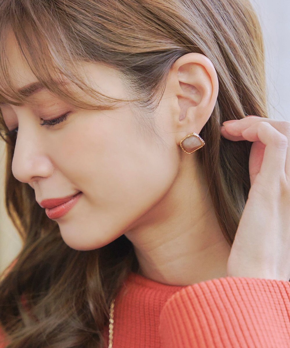 Tiaclasse カラースクエアピアス 