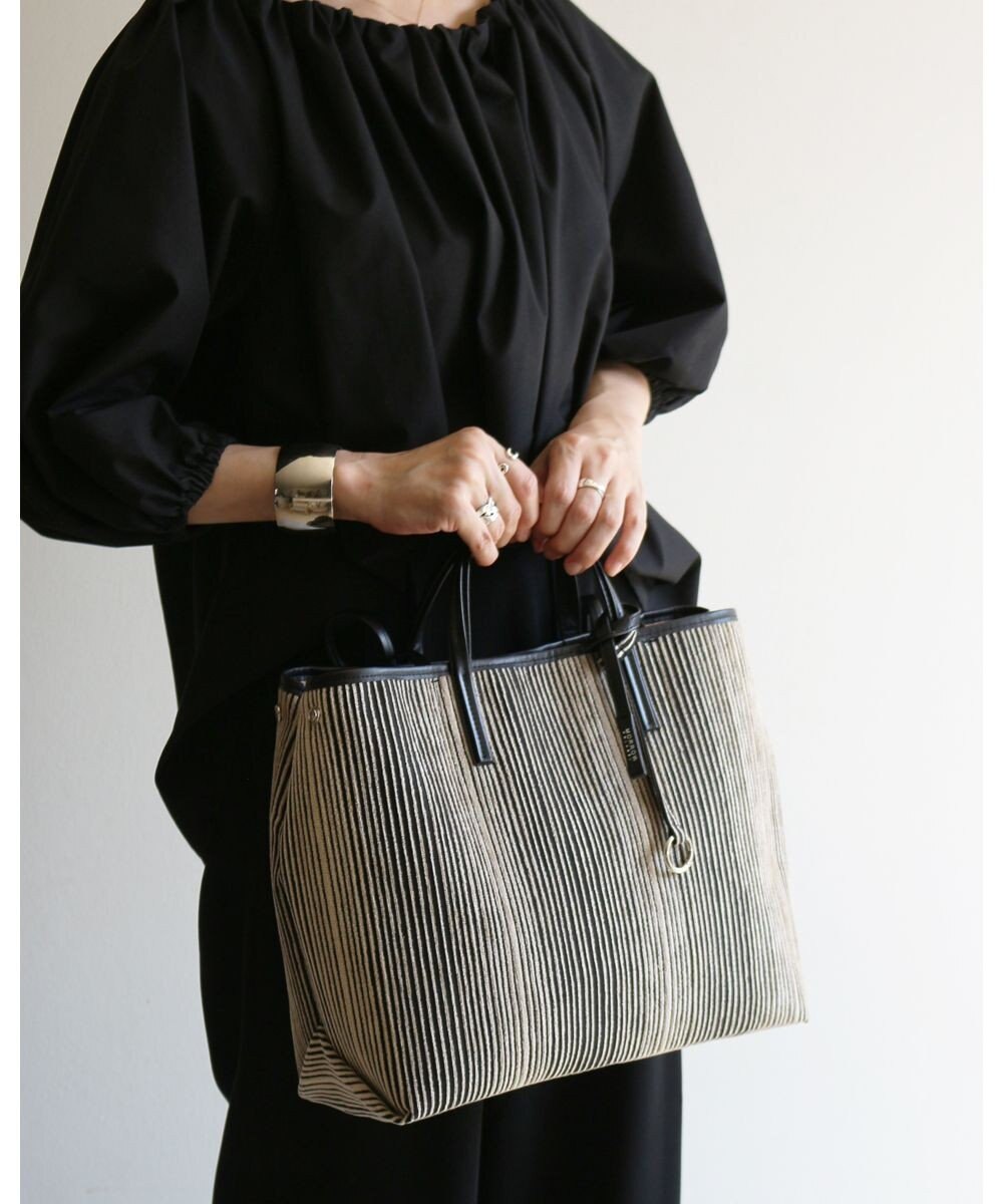 MORROW by thank 【A4サイズ収納可/軽量】VIVIAN OBLONG 