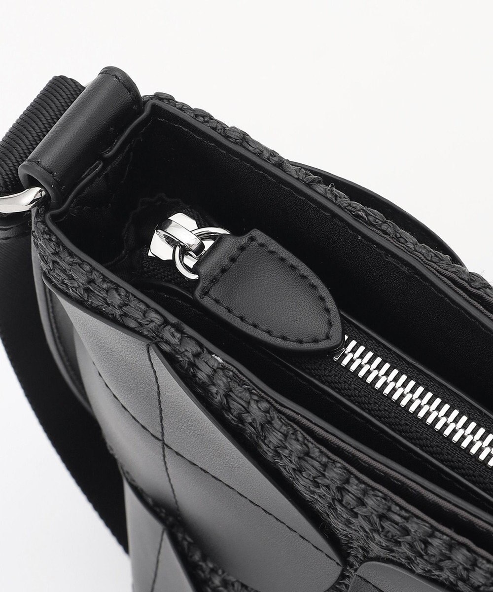 Y'SACCS サークルパッチショルダーバッグ 