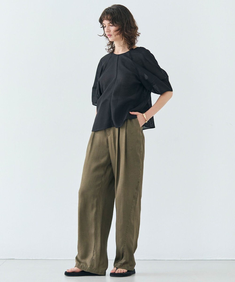 BEIGE， 【洗える・吸水速乾・防シワ】LIATRIS / バックリボンハーフスリーブブラウス 