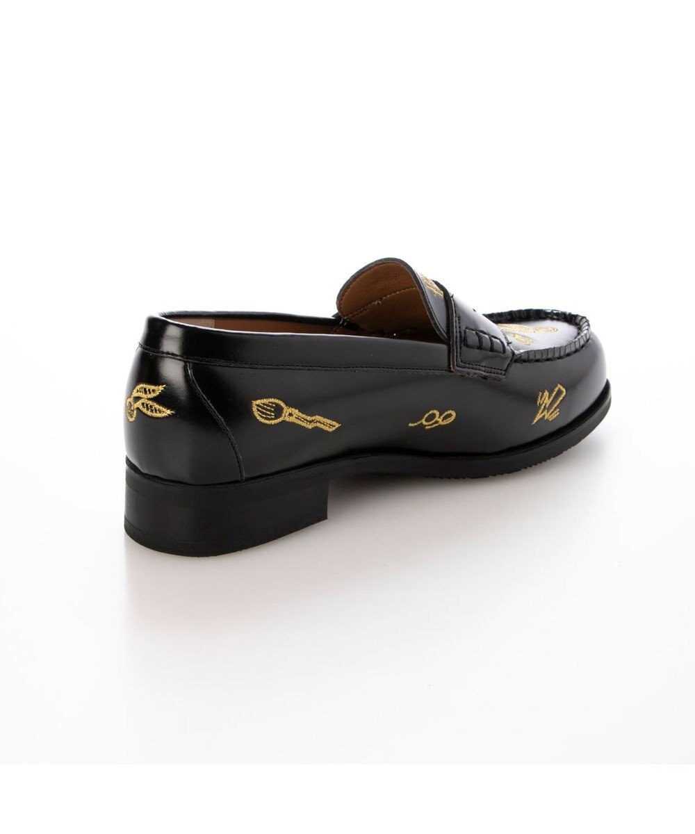 ing <ing>【ハリー・ポッターコラボレーション】刺繍モチーフローファー 