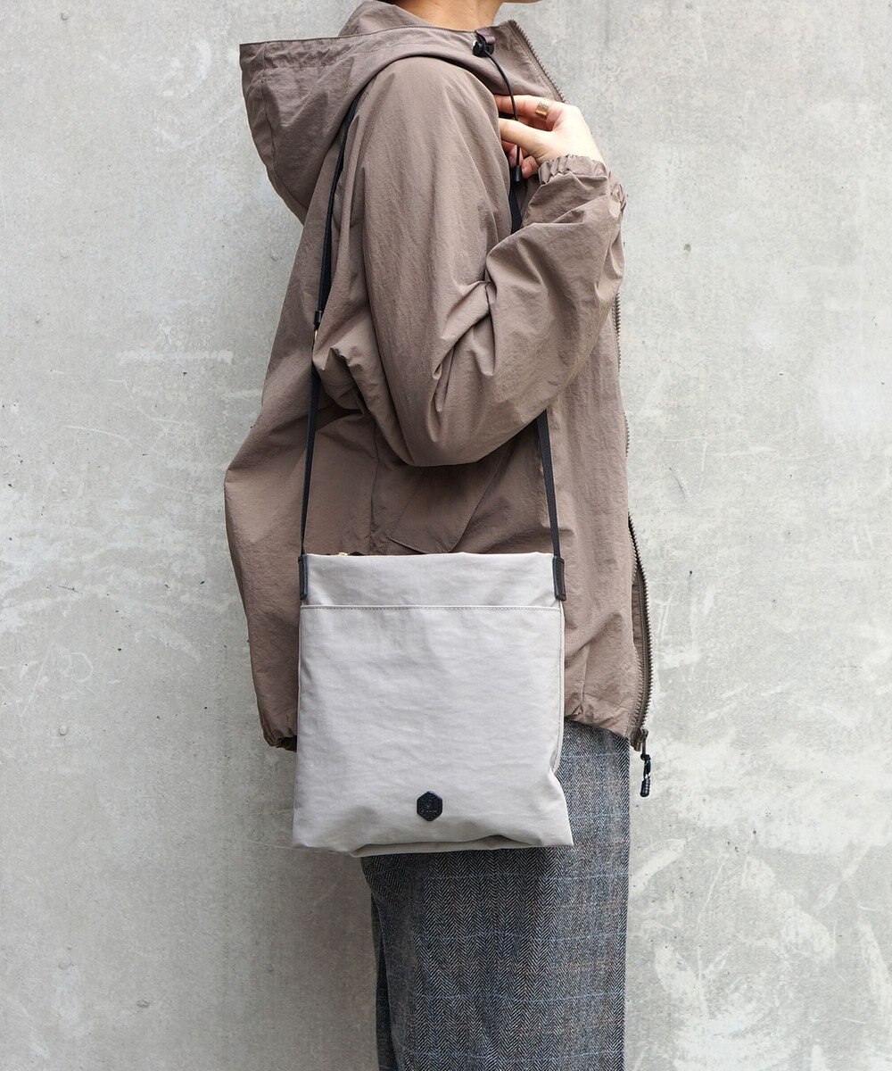 FOLNA RD グリンザ・コーデュラナイロンショルダーバッグ 