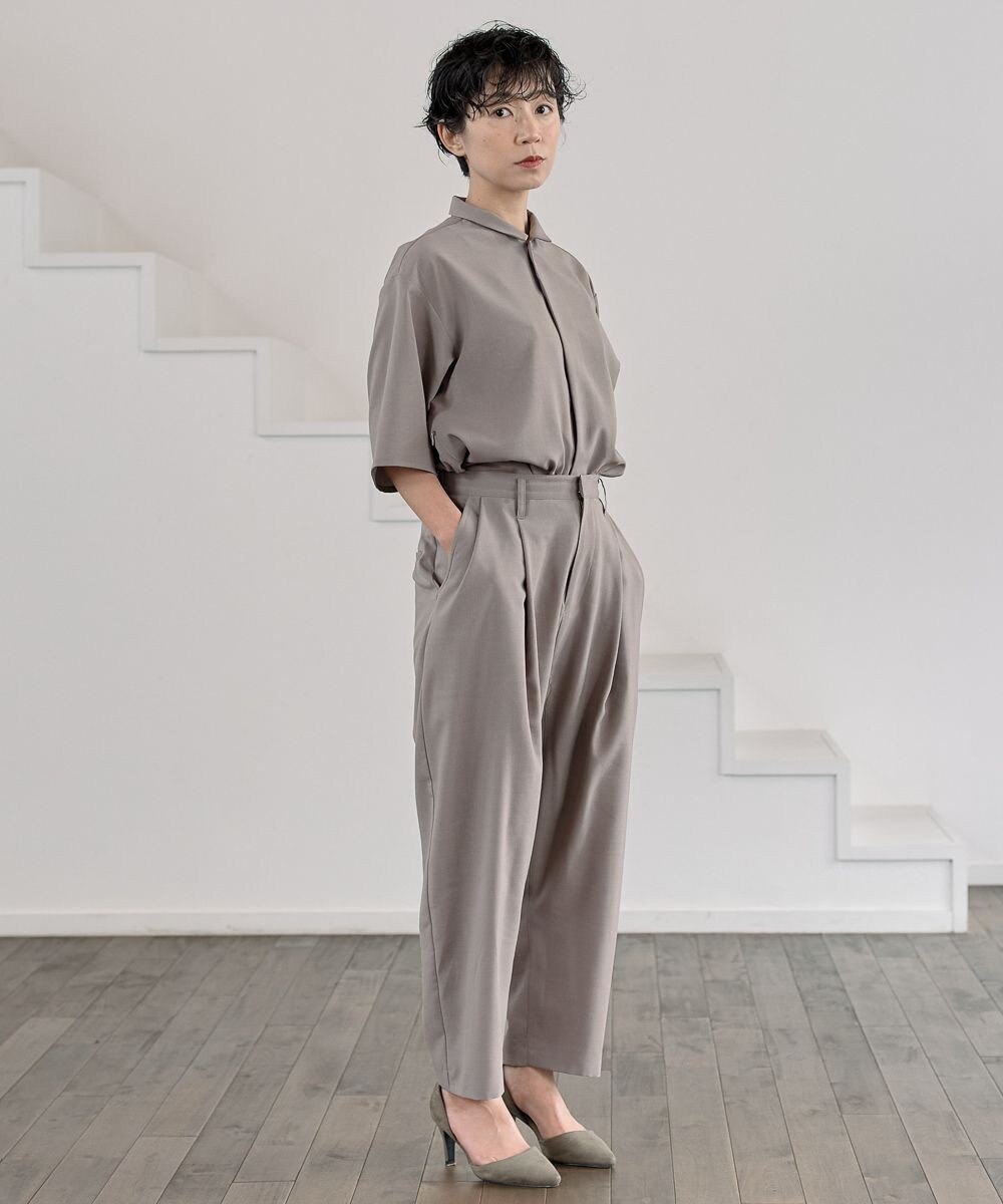 muuc ミニマル半袖シャツ〈ユニセックス・大きいサイズあり〉〈夏・軽やか〉〈セットアップ可能・羽織りOK〉〈上品きれいめオフィスカジュアル〉〈日本製〉 