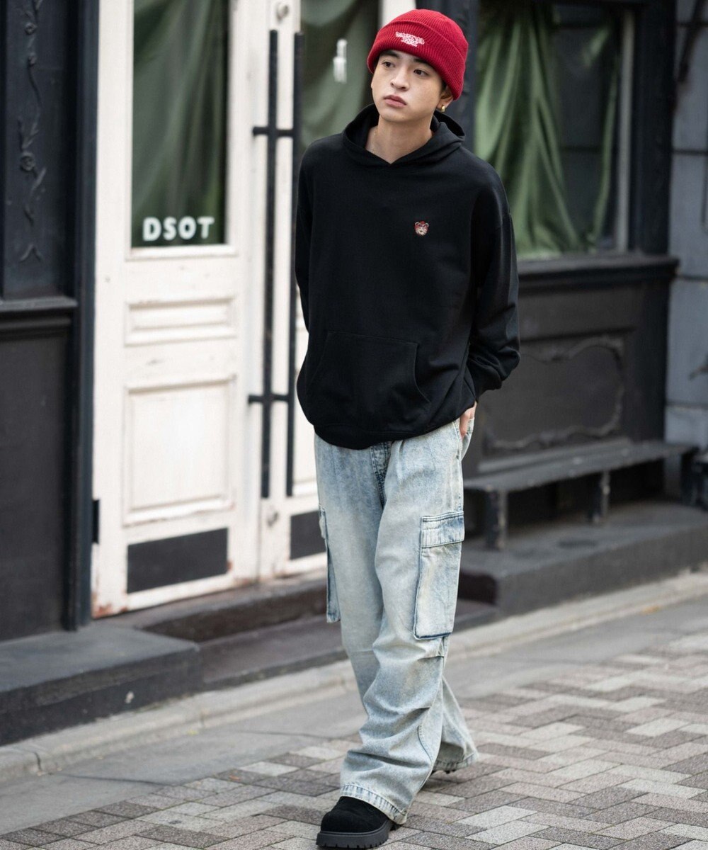 WEGO 【ユニセックス着用ITEM/SMLサイズ展開/裏起毛】ワンポイント刺繍プルパーカー 