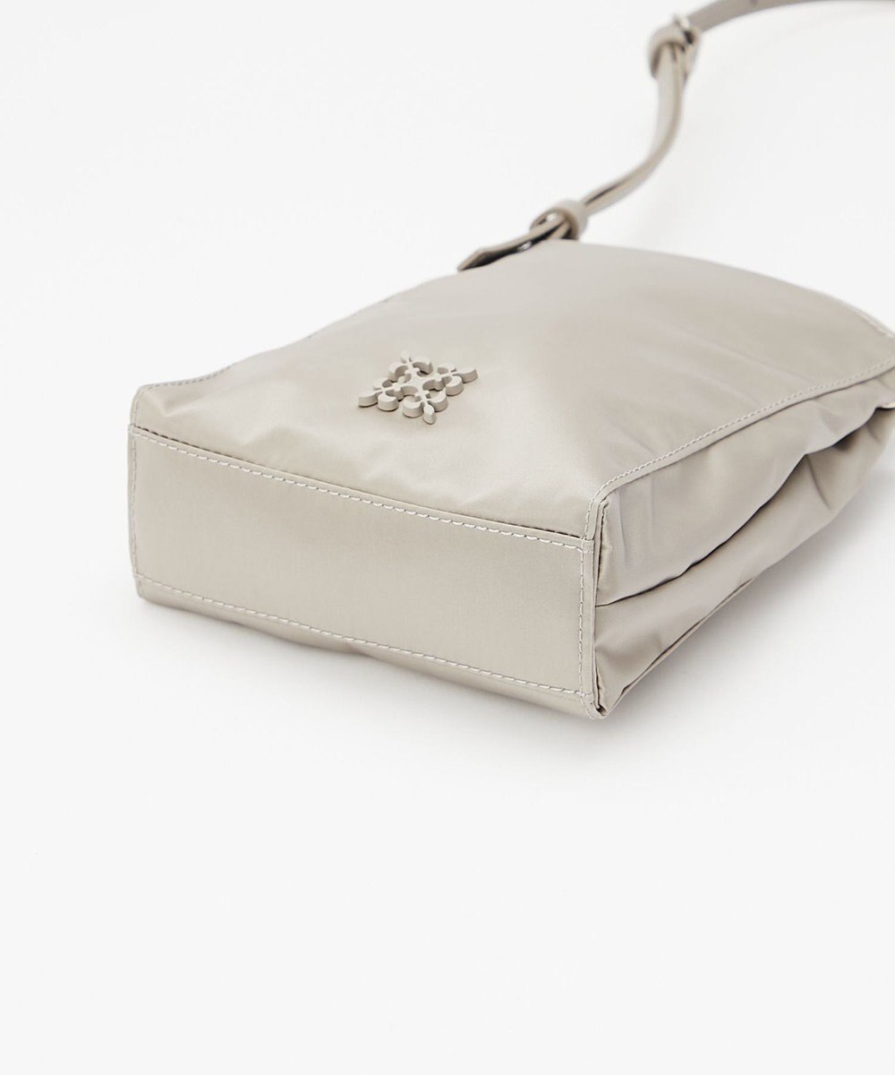 russet ＜長財布がちょうど入る＞ナイロンミニショルダーバッグ(Z-215) 