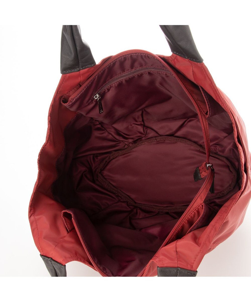 Y'SACCS リサイクルナイロン　ふんわりトート　Mサイズ 