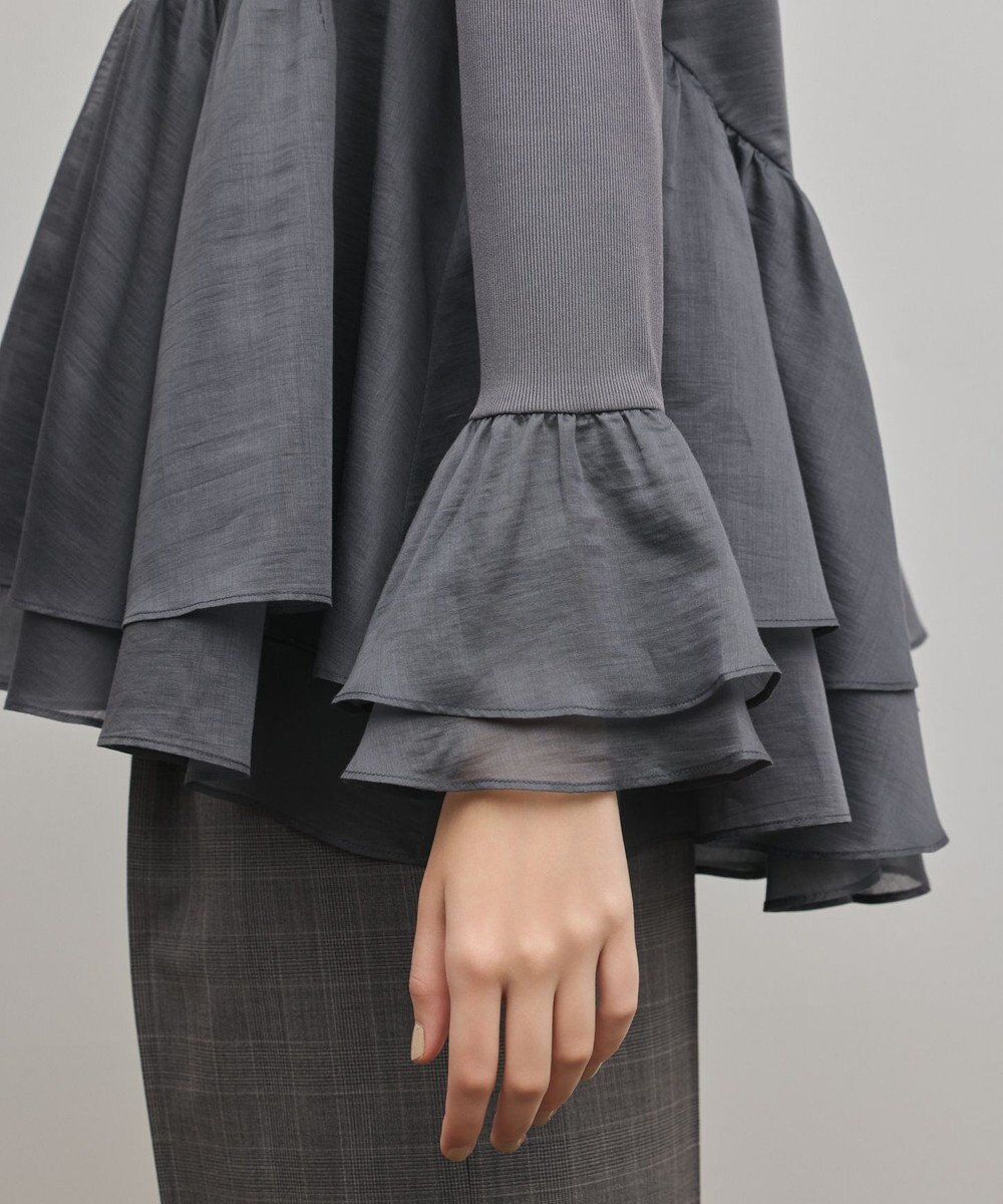 GRACE CONTINENTAL フレアカットトップ 