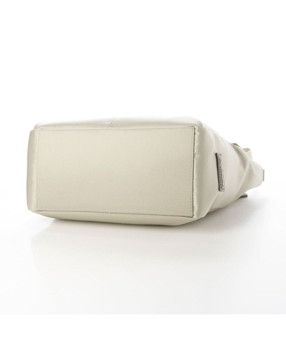 LA BAGAGERIE フロントポケット　スクエアナイロントート 