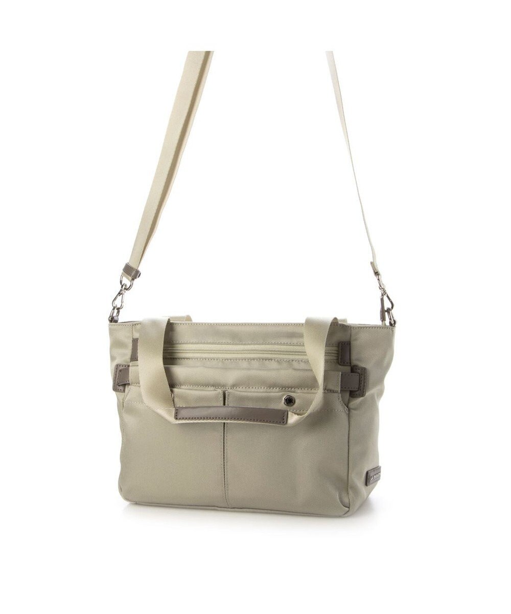 LA BAGAGERIE フロントポケット　スクエアナイロントート 