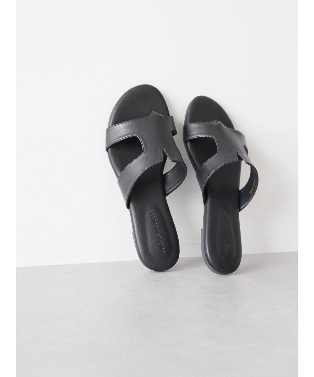 AMERICAN HOLIC カットアウトトングサンダル 