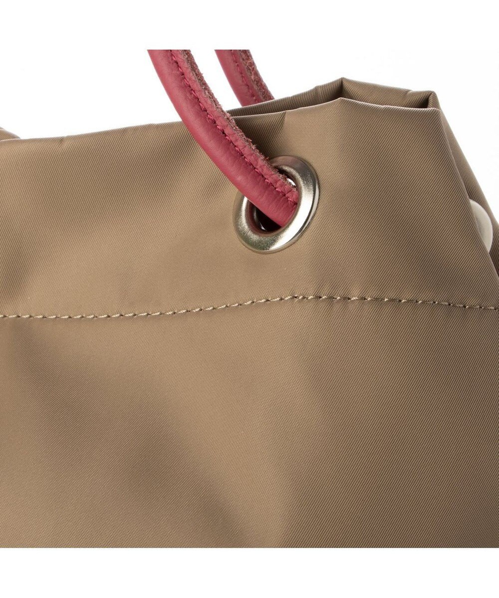 UNBILLION カシュカシュ cachecache / ナイロンツイル牛革付属ハトメショルダー 