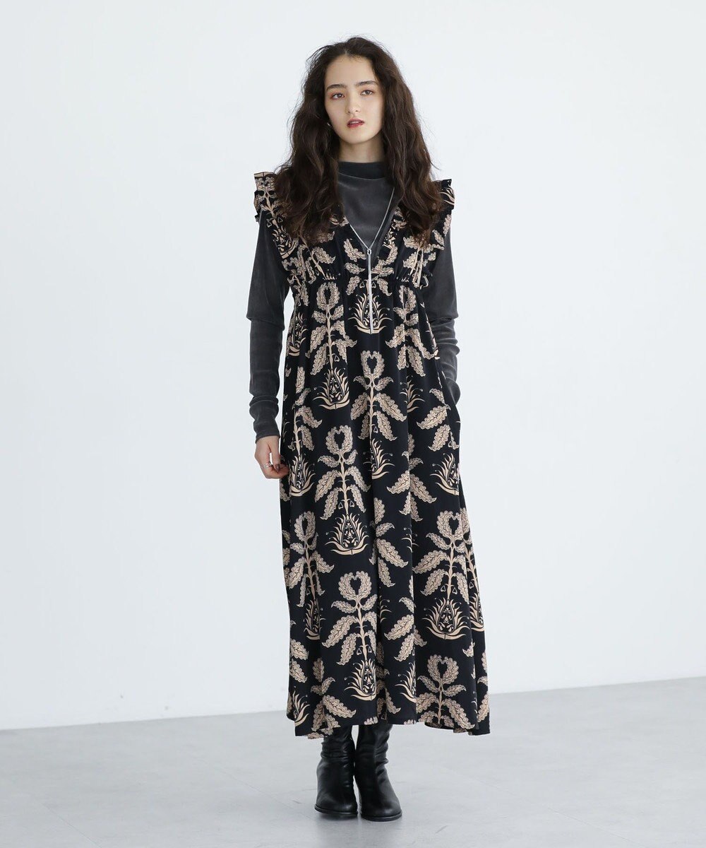 Green Parks ■ＥＳＣＡＲ　ボタニカルｐｔフリルエプロンワンピース 