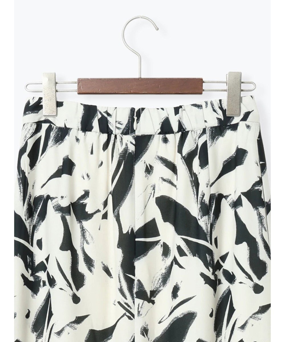 Te chichi 【2026年3月InRed掲載波瑠さん着用】ペイントパターンナロースカート 