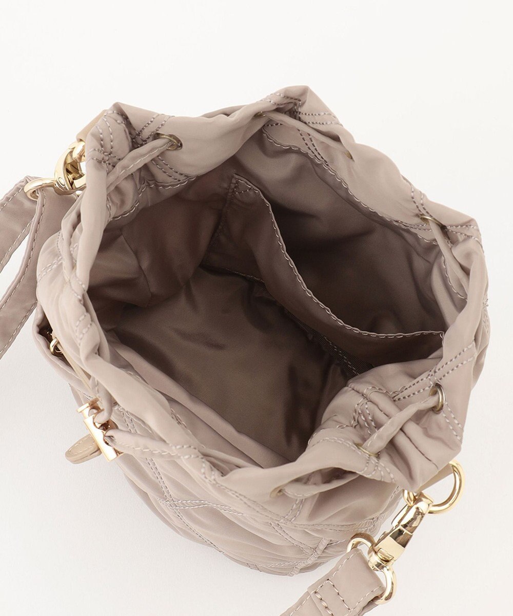 23区 キルティングミニ ショルダー バッグ 