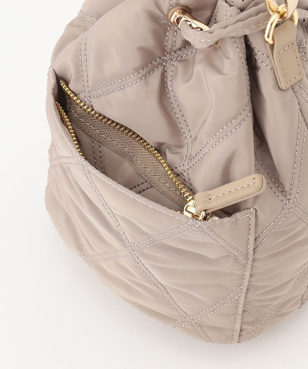 23区 キルティングミニ ショルダー バッグ 