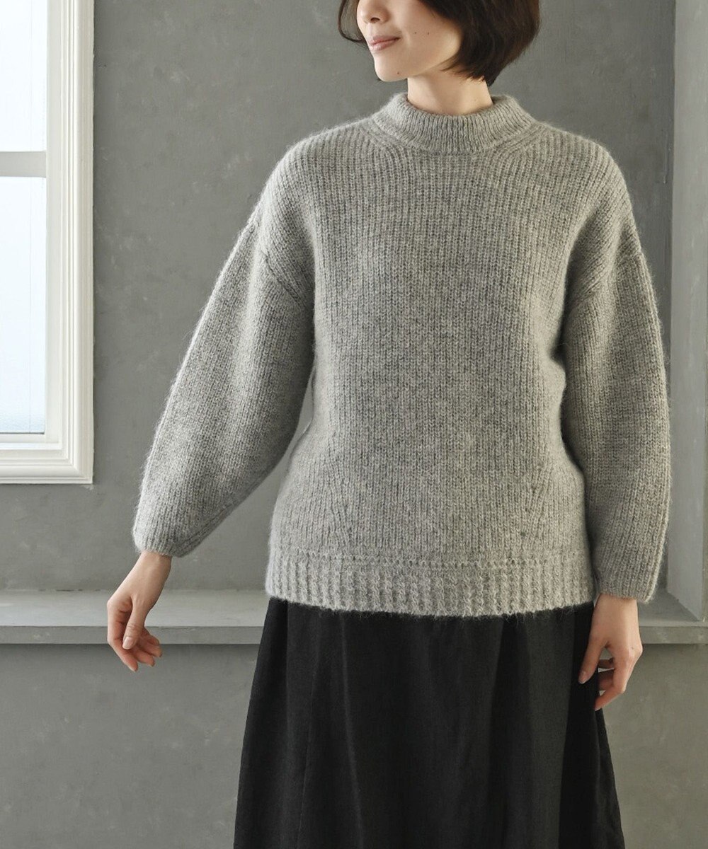 神経質な方はご遠慮ください手編み　アルパカ・ウール混　セーター