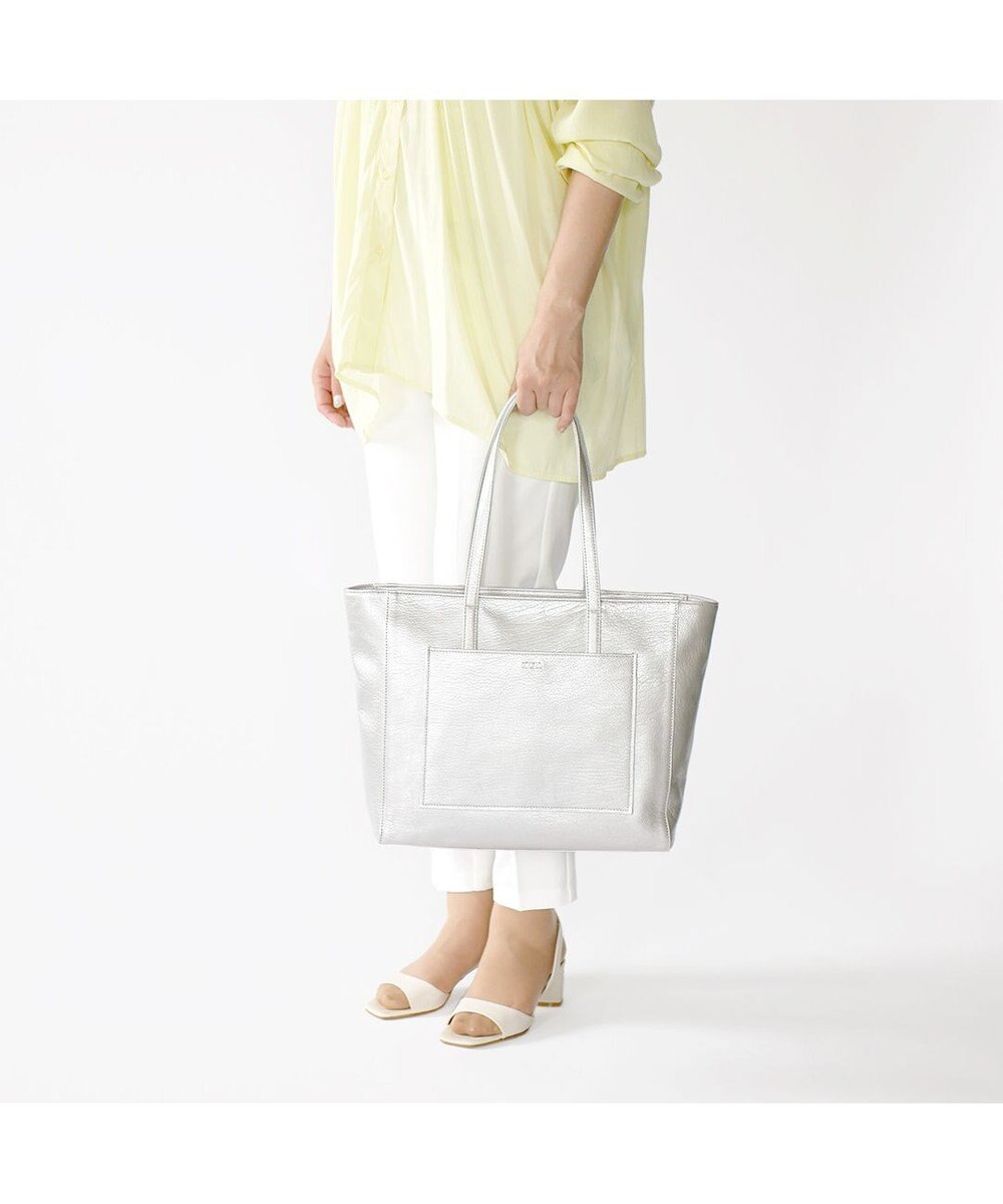 IBIZA レルシール　やぎ革　セミショルダーバッグ 