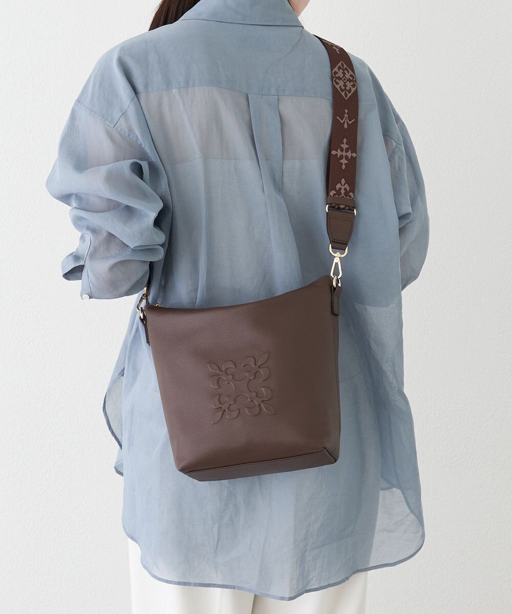 russet 《WEB限定》スタンダードミニショルダーバッグ <エンボスモノグラム>(CE-1718-WEB) 