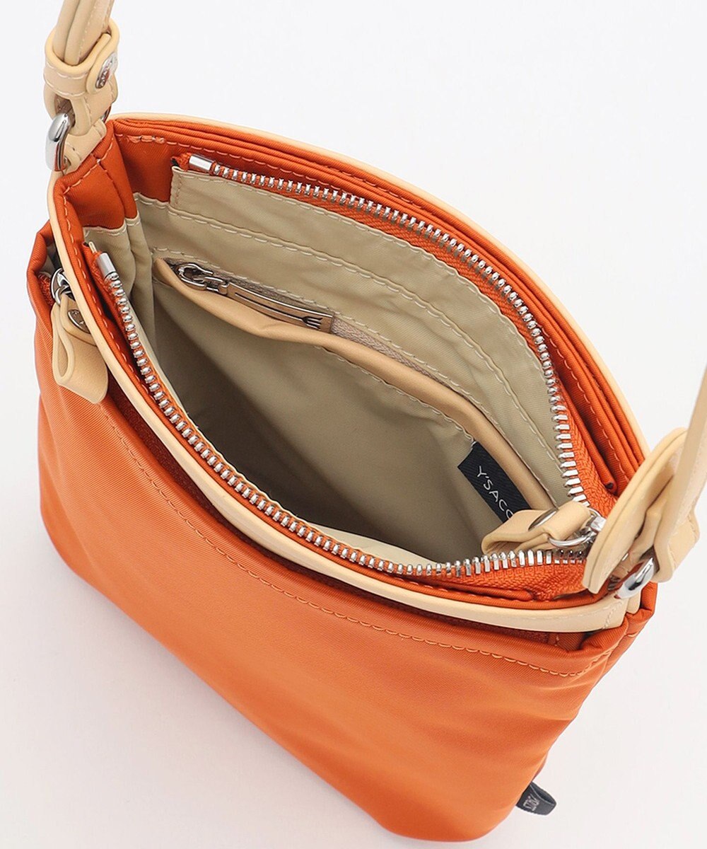 Y'SACCS 【大人のおしゃれ手帖11月号掲載】本上まなみ×Y'SACCS タックラウンドスマートポシェット 