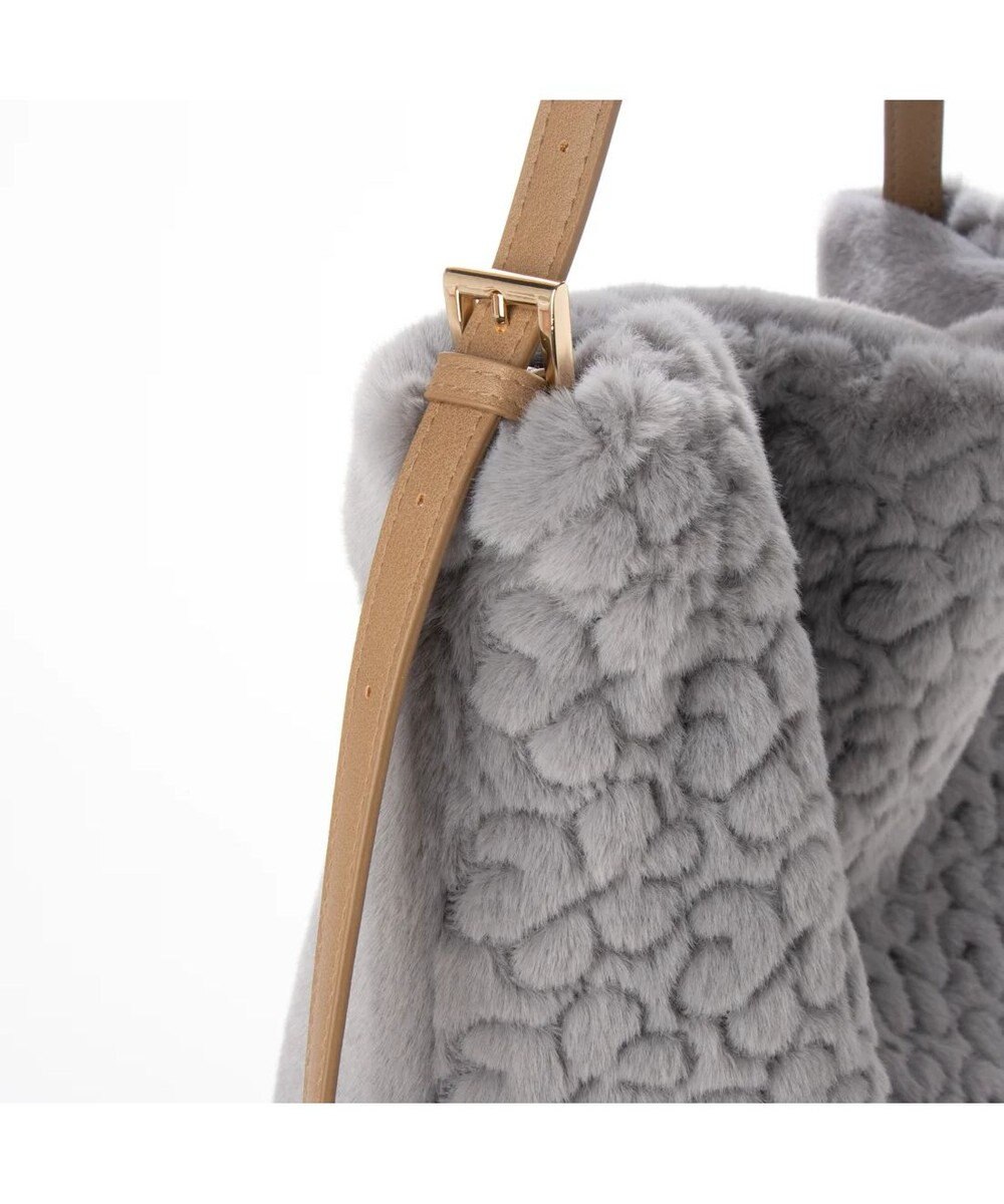 UNBILLION cachecache 花刺繍エコファーワンハンドルバッグ 