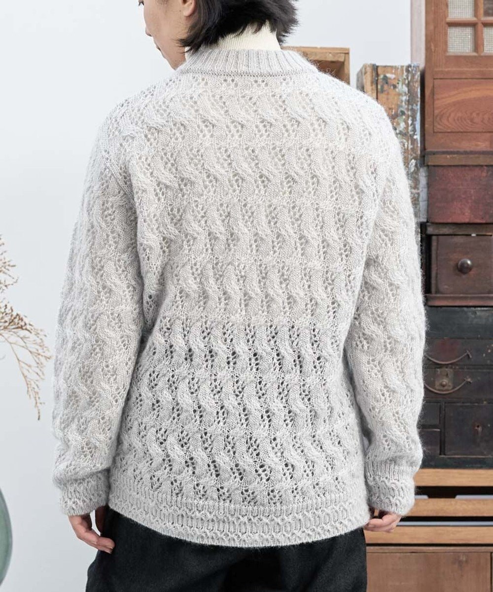 高品質シルク＆アンゴラ山羊モヘヤ〉模様編み ボトルネックセーター