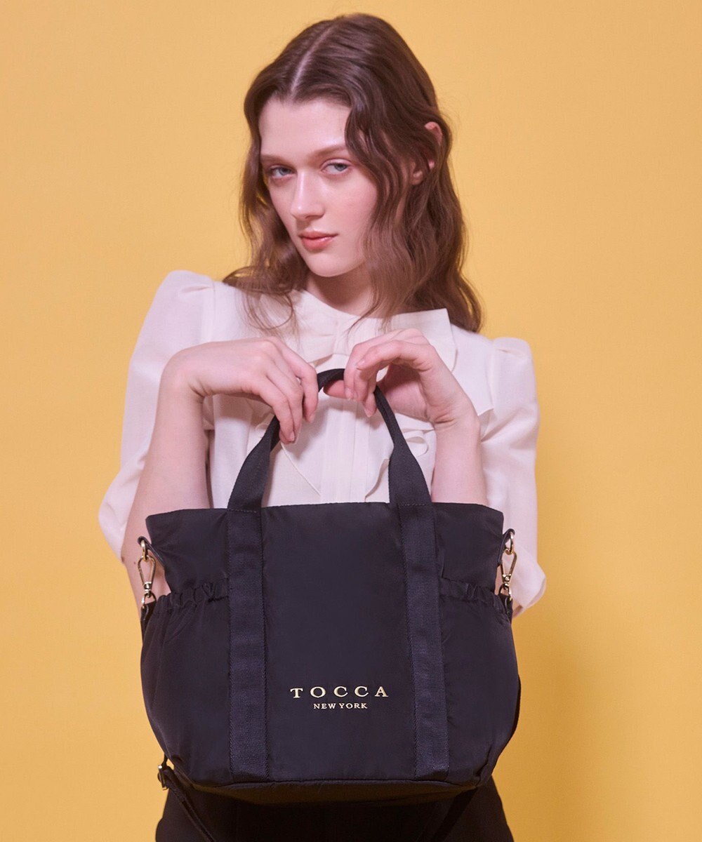 TOCCA 【WEB＆一部店舗限定・環境にやさしい素材】SANA SIDEPOCKET TOTE トートバッグ 