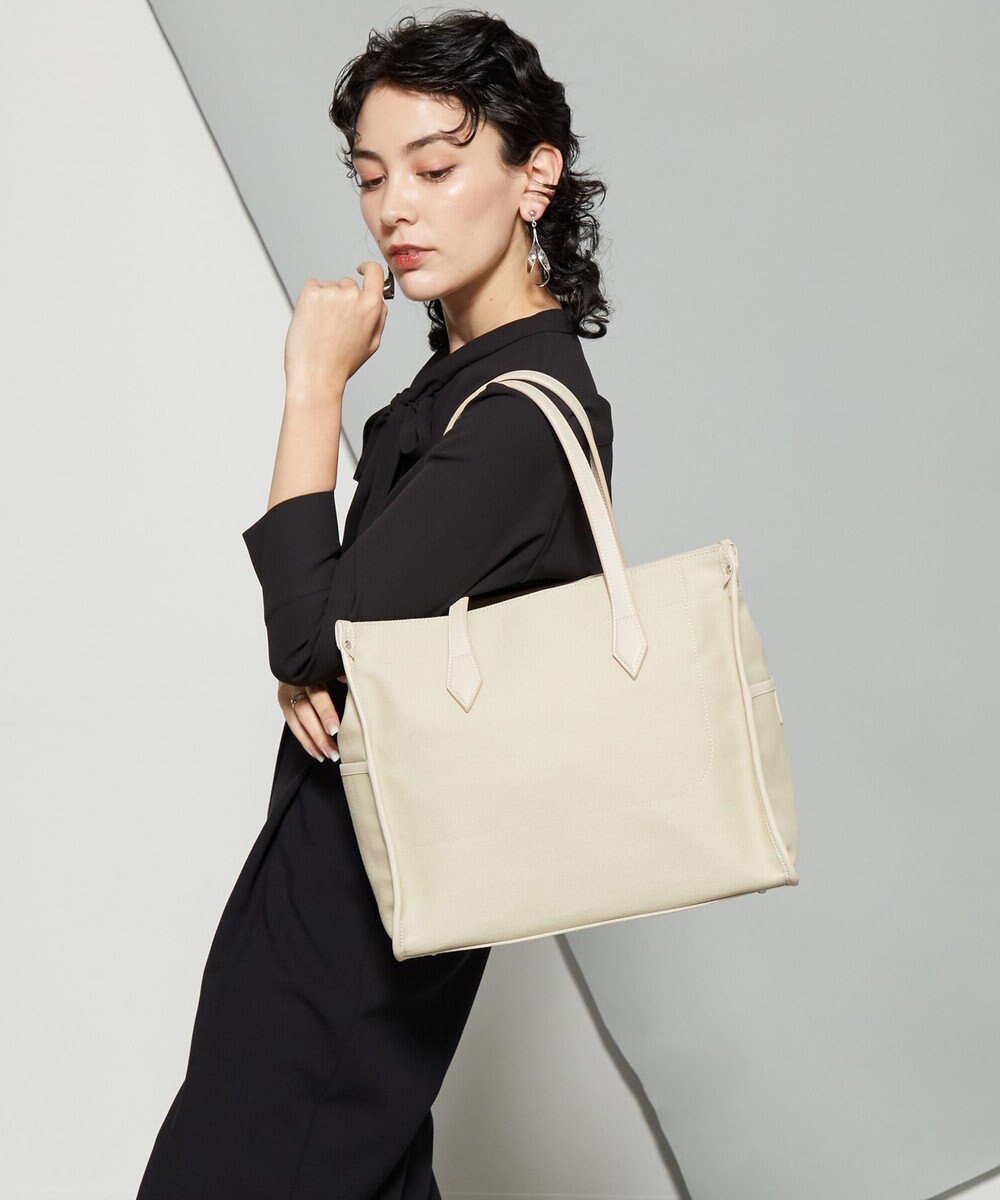 Y'SACCS バインダーキャンバスA4トートバッグ 