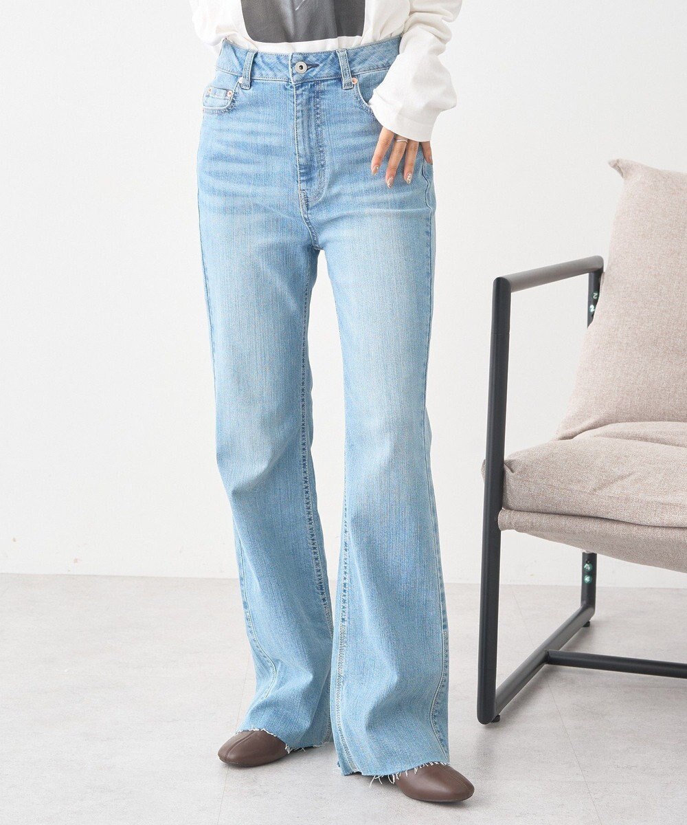 earth music&ecology 【セルフカット可】ストレッチフレアデニムパンツ 