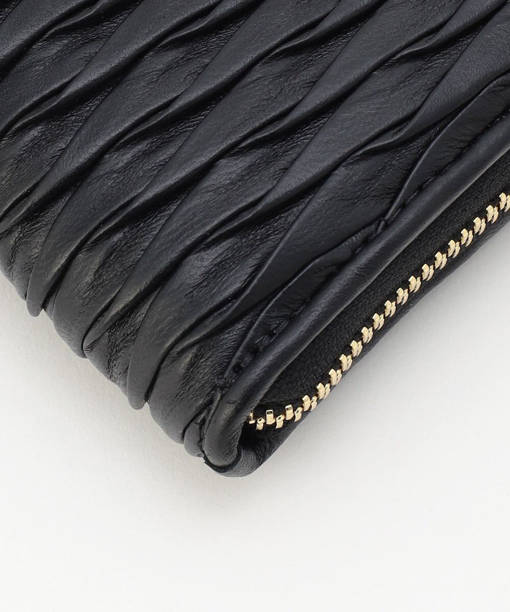 LA BAGAGERIE シープレザープリーツ加工ラウンドウォレット 