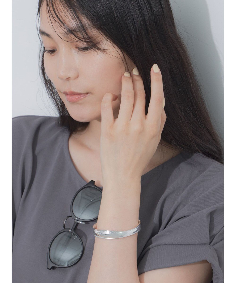 Te chichi ニュアンスメタルバングル《2026 SUMMER LOOK item》 