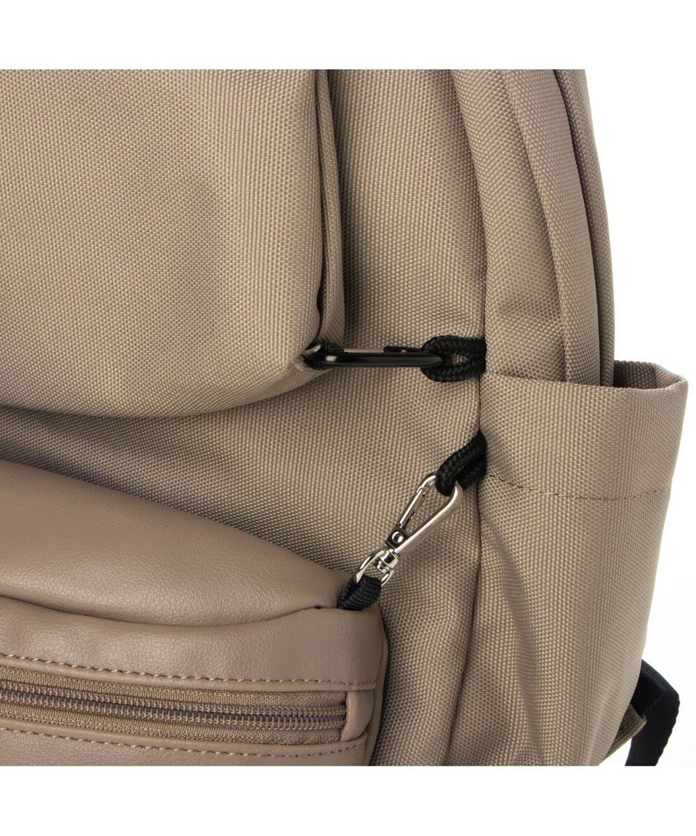 Y'SACCS 【イザック×MUMU】コーデュラエコメイド　マルチウェイバックパック 