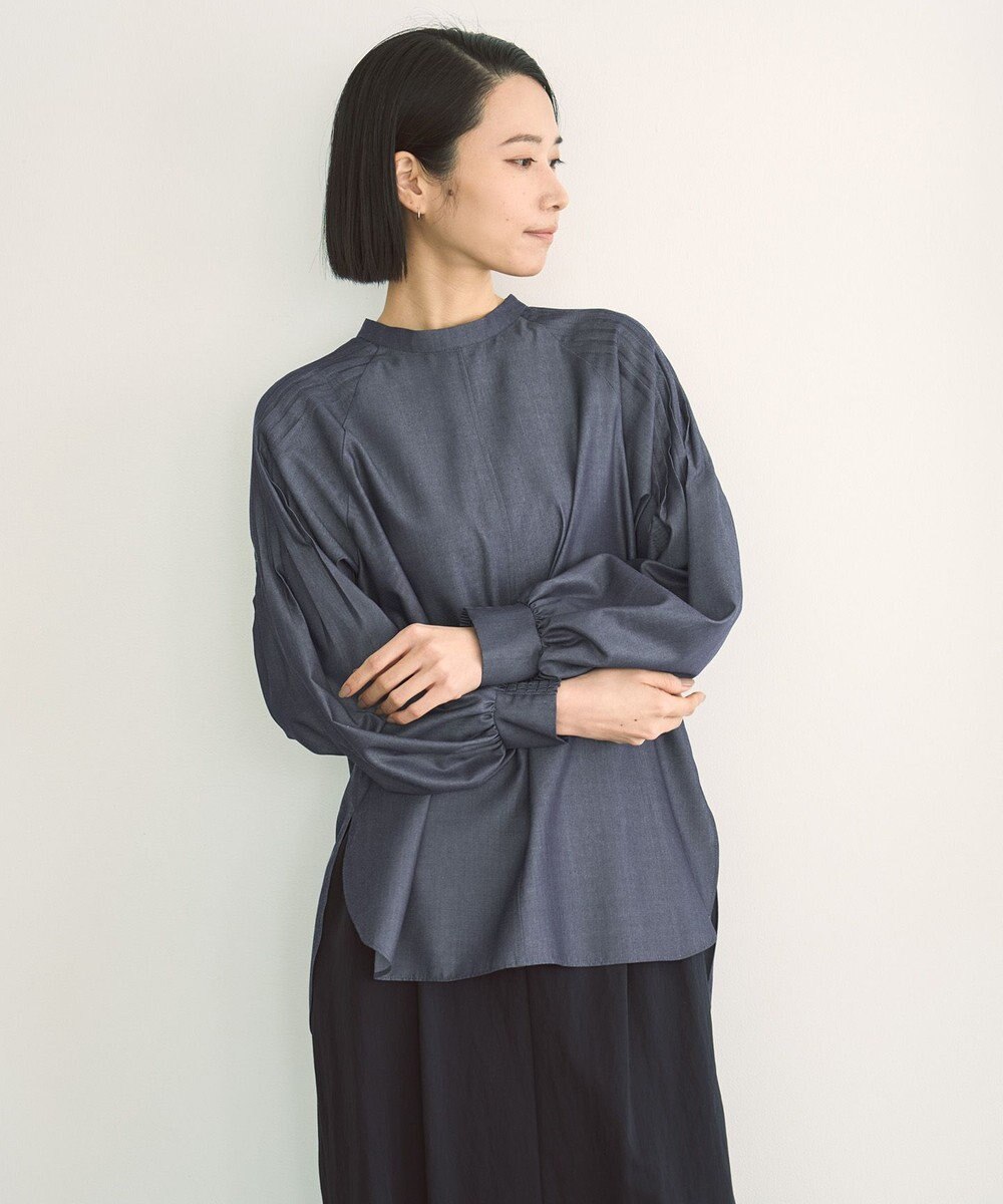 UNFILO シャンブレーデニム ショルダータックブラウス 