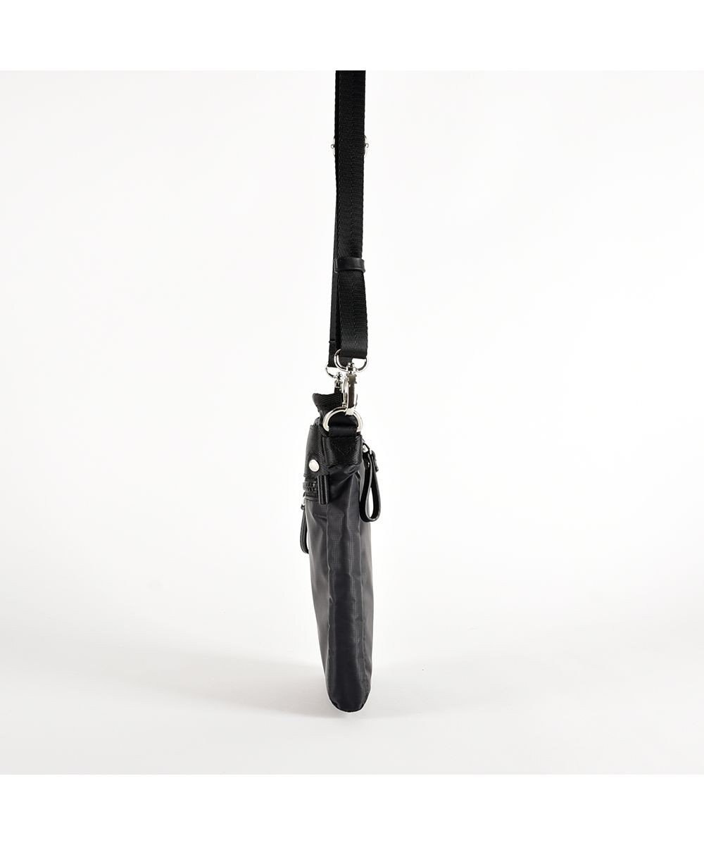 Y'SACCS テープデザインポシェット 