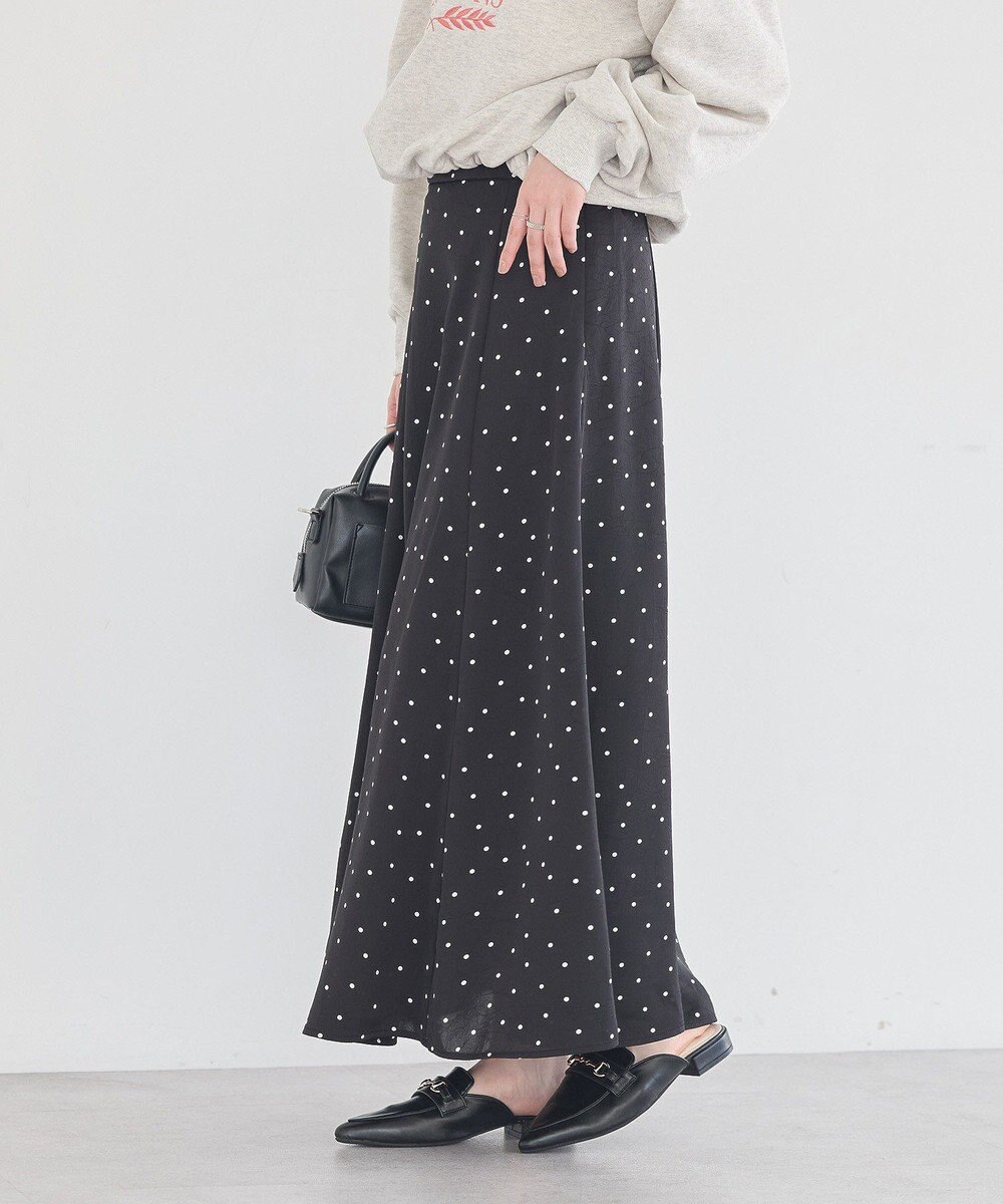 earth music&ecology サテンフレアスカート 