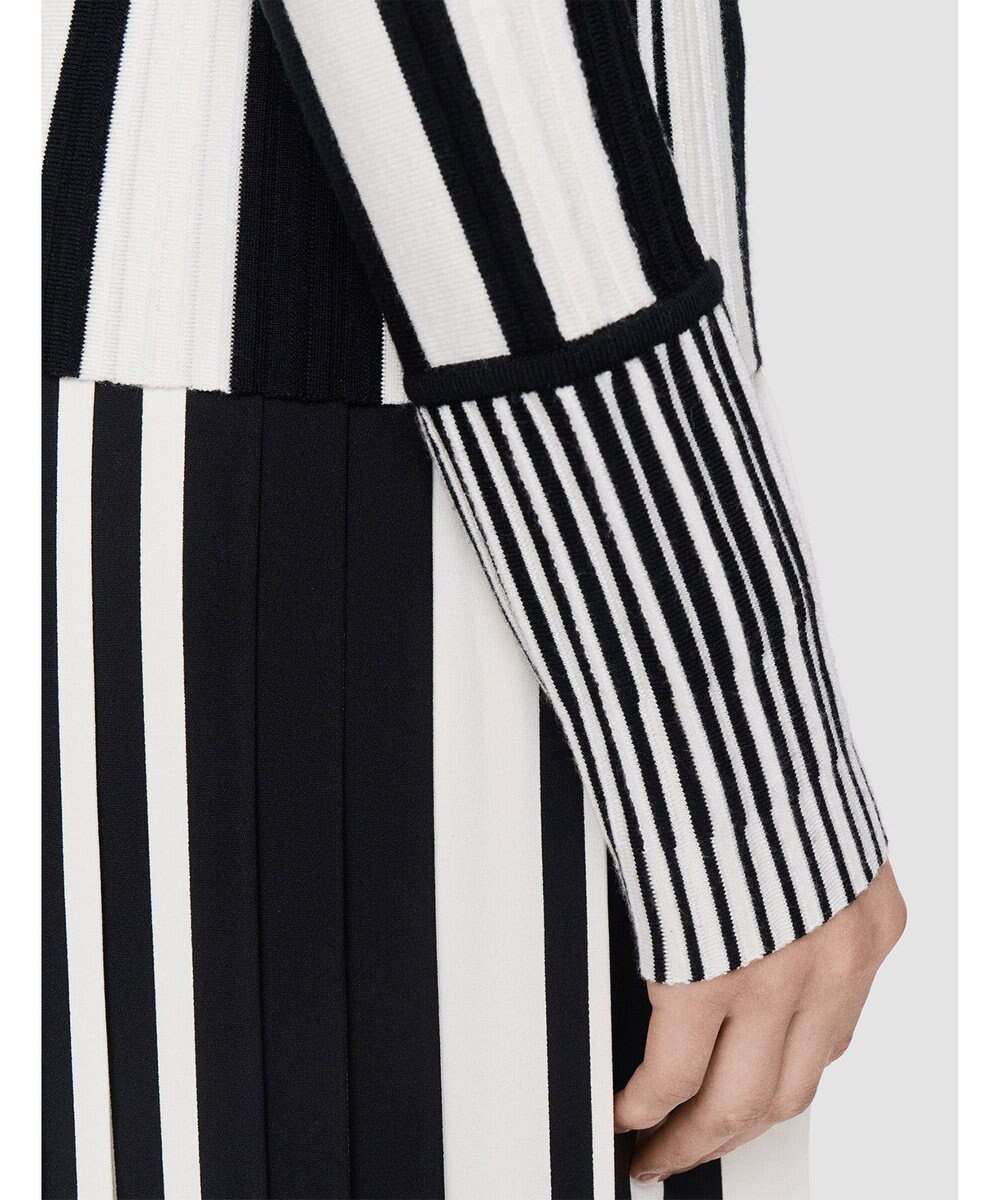 JOSEPH 【洗える】ストライプアンドプリーツ　ハイネックニット 