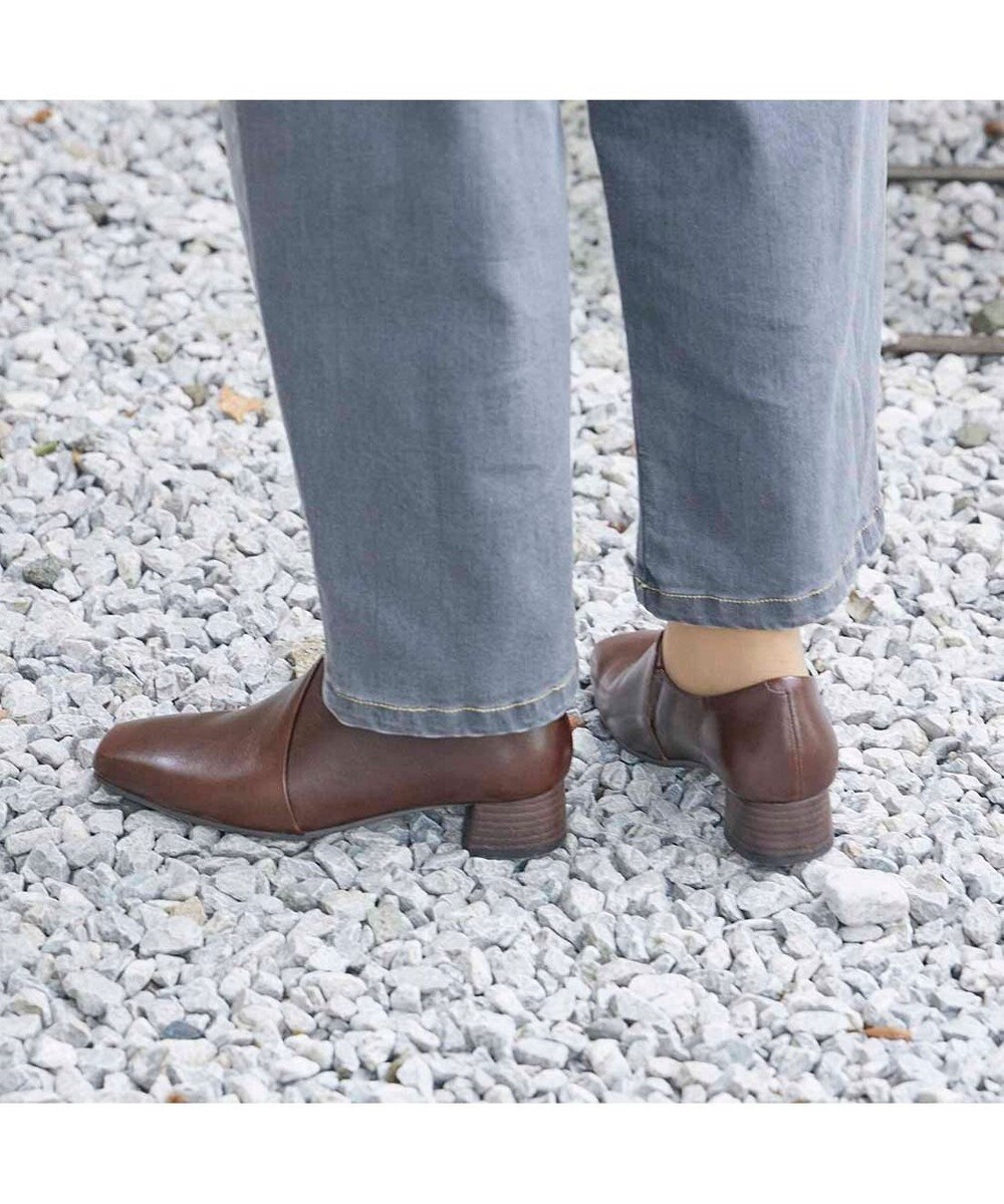 ing <ing>【WEB限定】【サスティナブルシリーズ】甲深デザインパンプス 