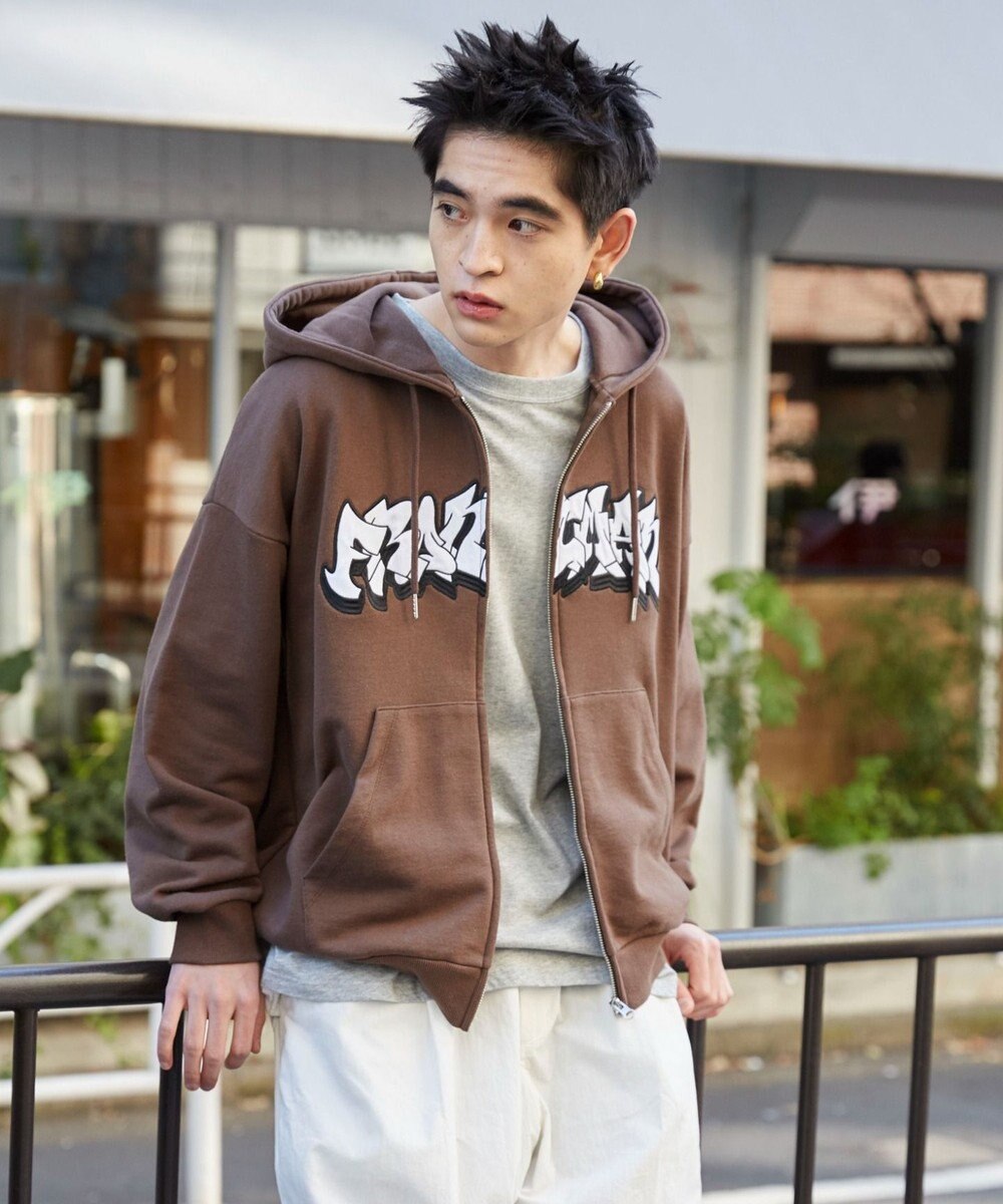 WEGO 【ユニセックス着用ITEM】ワッペンロゴZIPパーカー 