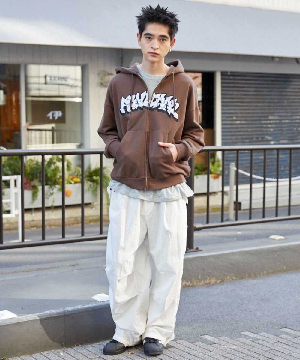 WEGO 【ユニセックス着用ITEM】ワッペンロゴZIPパーカー 