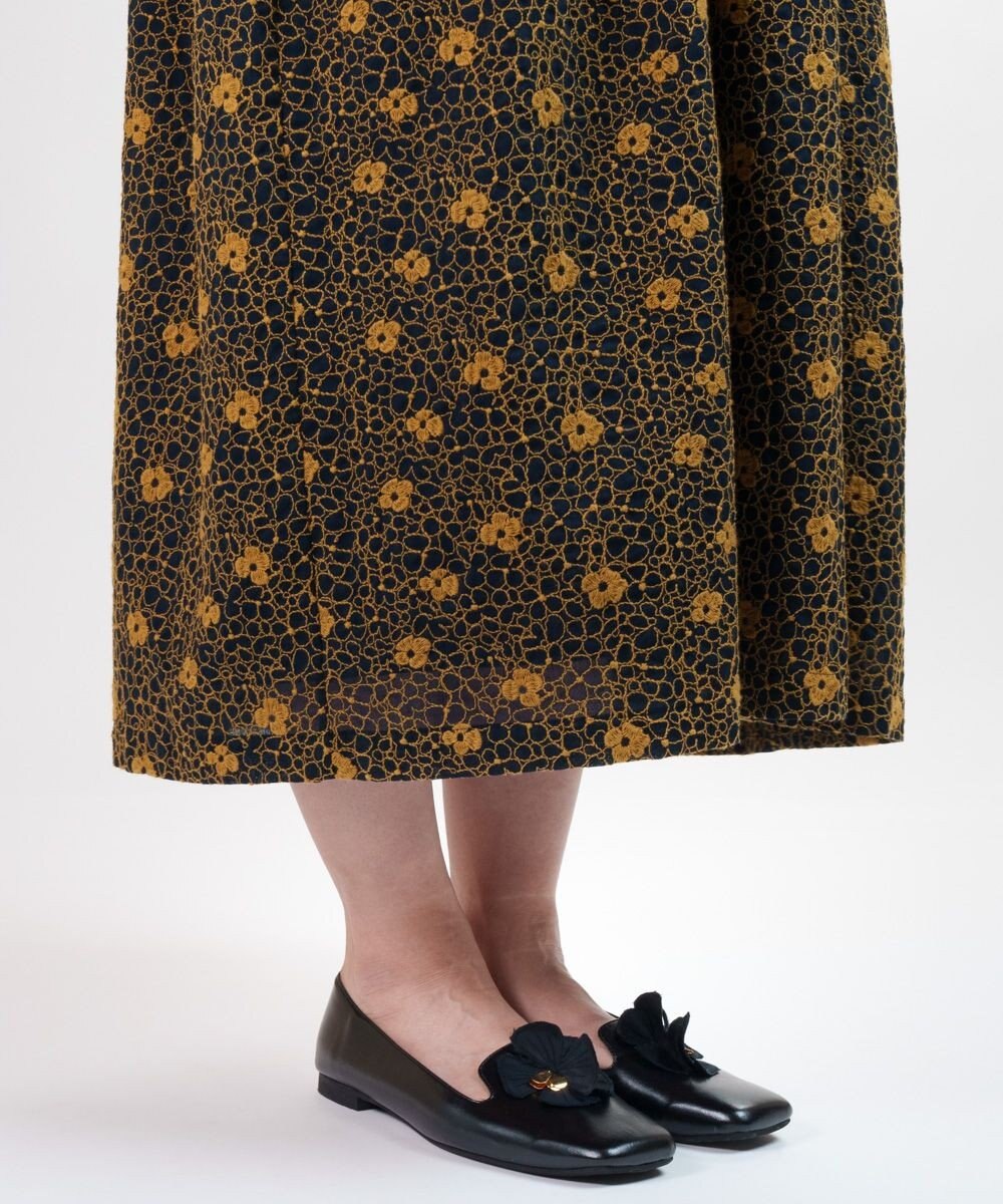 muuc 花刺繍モチーフのパンプス 