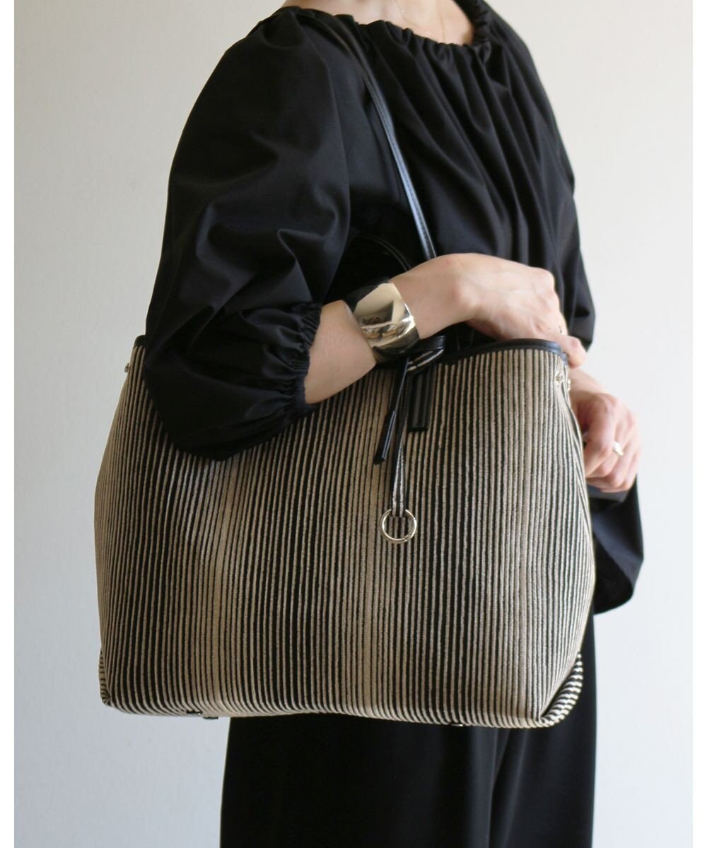 MORROW by thank 【A4サイズ収納可/軽量】VIVIAN OBLONG 